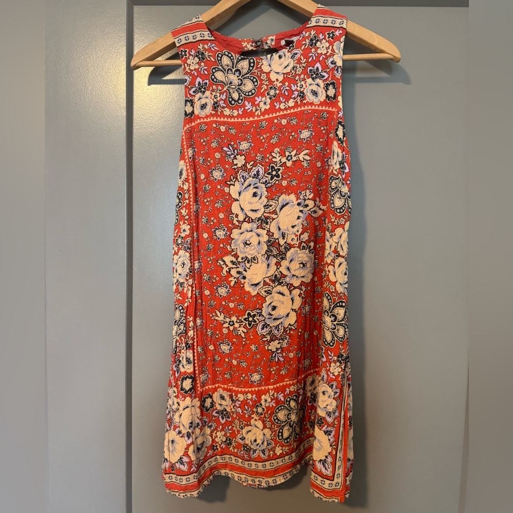Ecote Red Floral Midi Dress